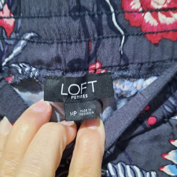 Loft pants - Picture 2 of 3